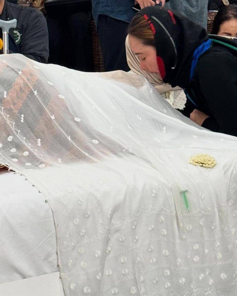 Instagram.com/inul.d